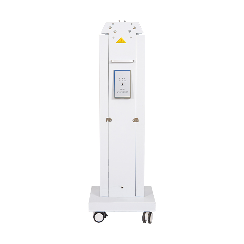 Carro esterilizador con lámpara UV de cuatro tubos Carro esterilizador con lámpara UV de cuatro tubos