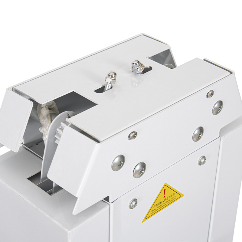 Carro esterilizador con lámpara UV de cuatro tubos Carro esterilizador con lámpara UV de cuatro tubos